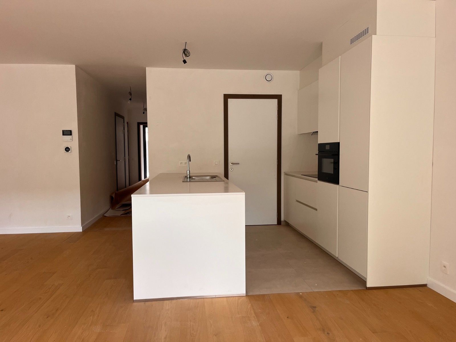 Luxueus gelijksvloerappartement te huur ! foto 5
