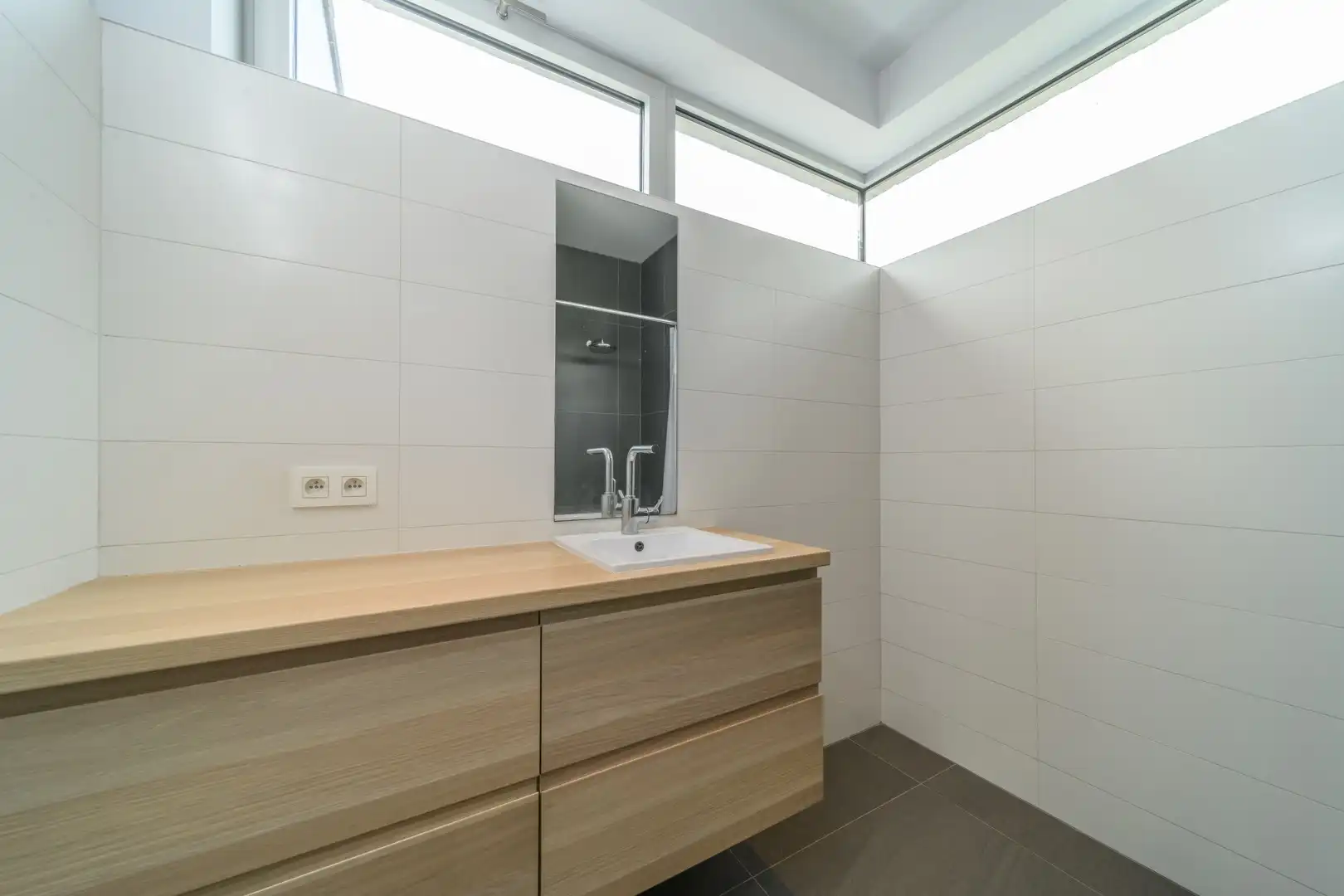 Zeer ruime, moderne en luxueuze villa foto 22