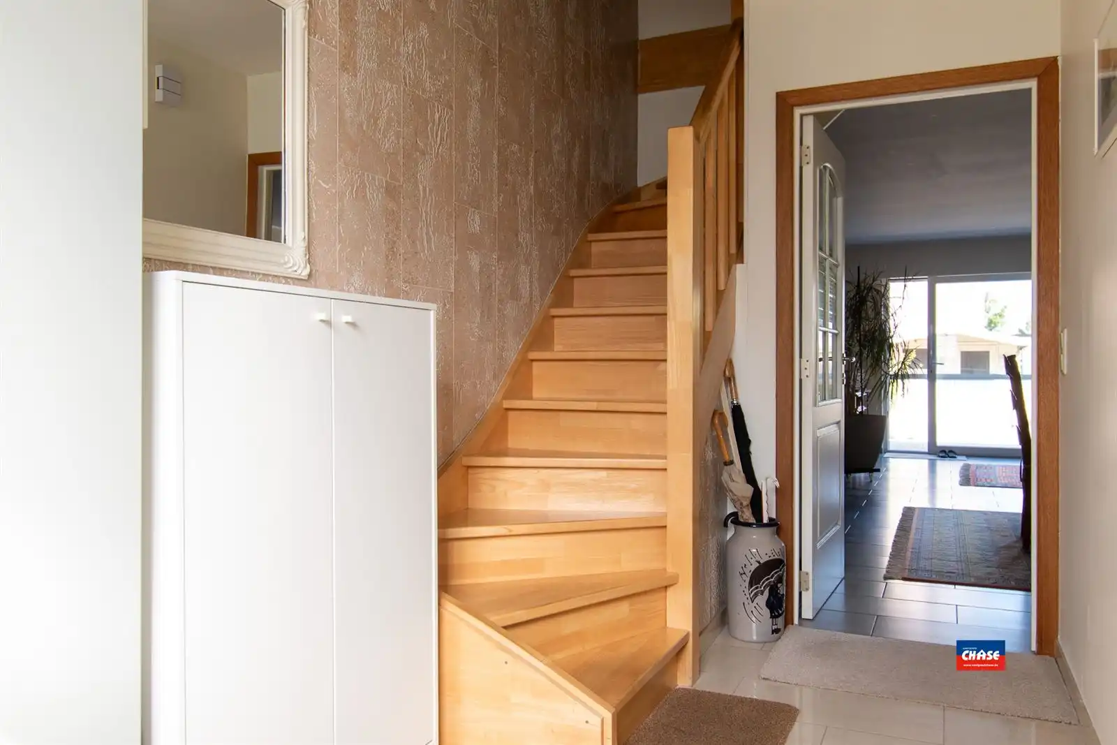 Instapklare gezinswoning met 3 slaapkamers en tuin foto 12