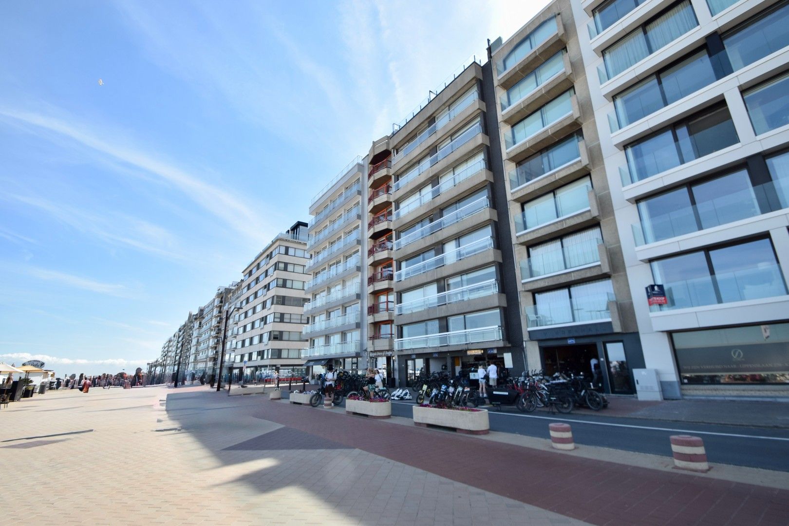 Fantastisch gerenoveerd appartement met zeezicht gelegen tussen het Lichttorenplein en het Albertplein foto 24