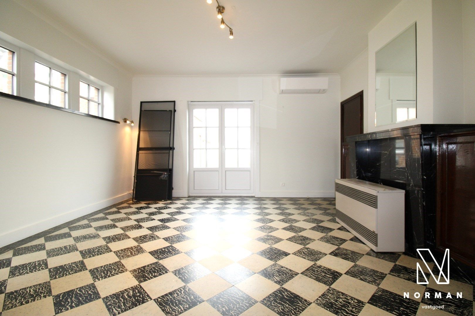 Alleenstaande woning op groot perceel te Deerlijk foto 3