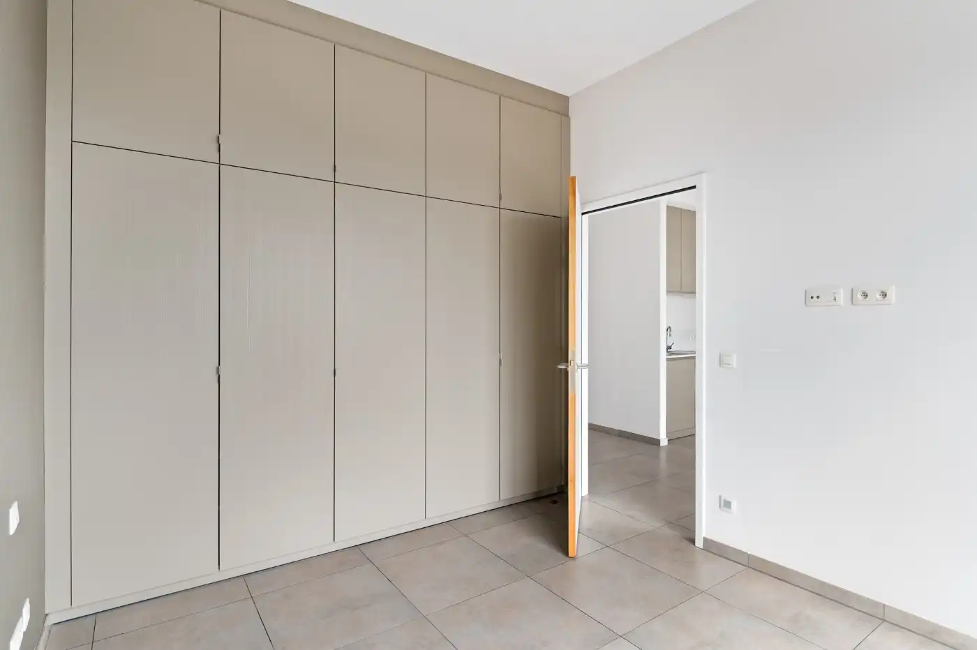 Assistentiewoningen met 1 slpk., ruime badkamer en tal van gemeenschappelijke faciliteiten foto 9