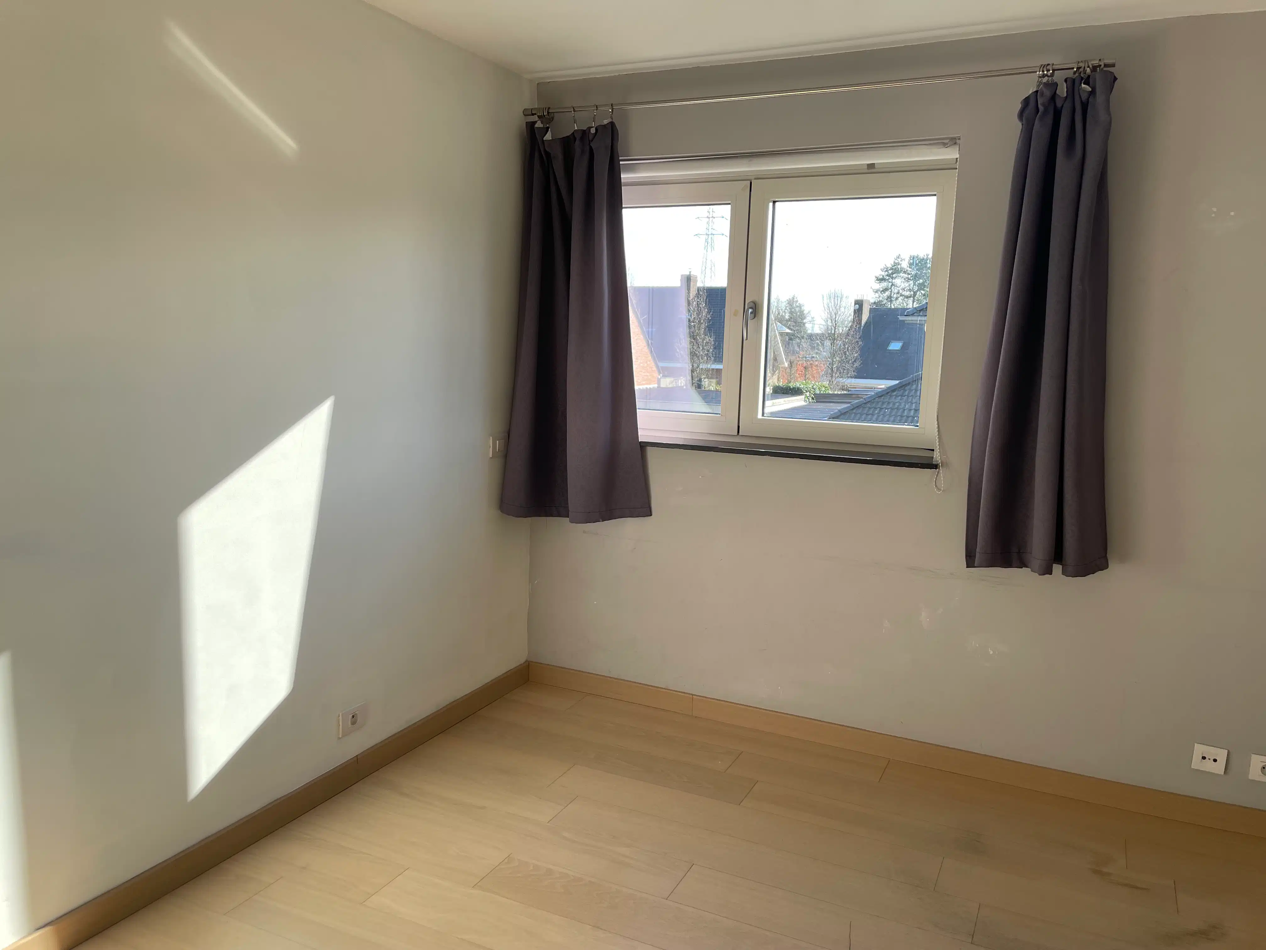 Moderne 3-slpk EENGEZINSWONING + tuin foto 15