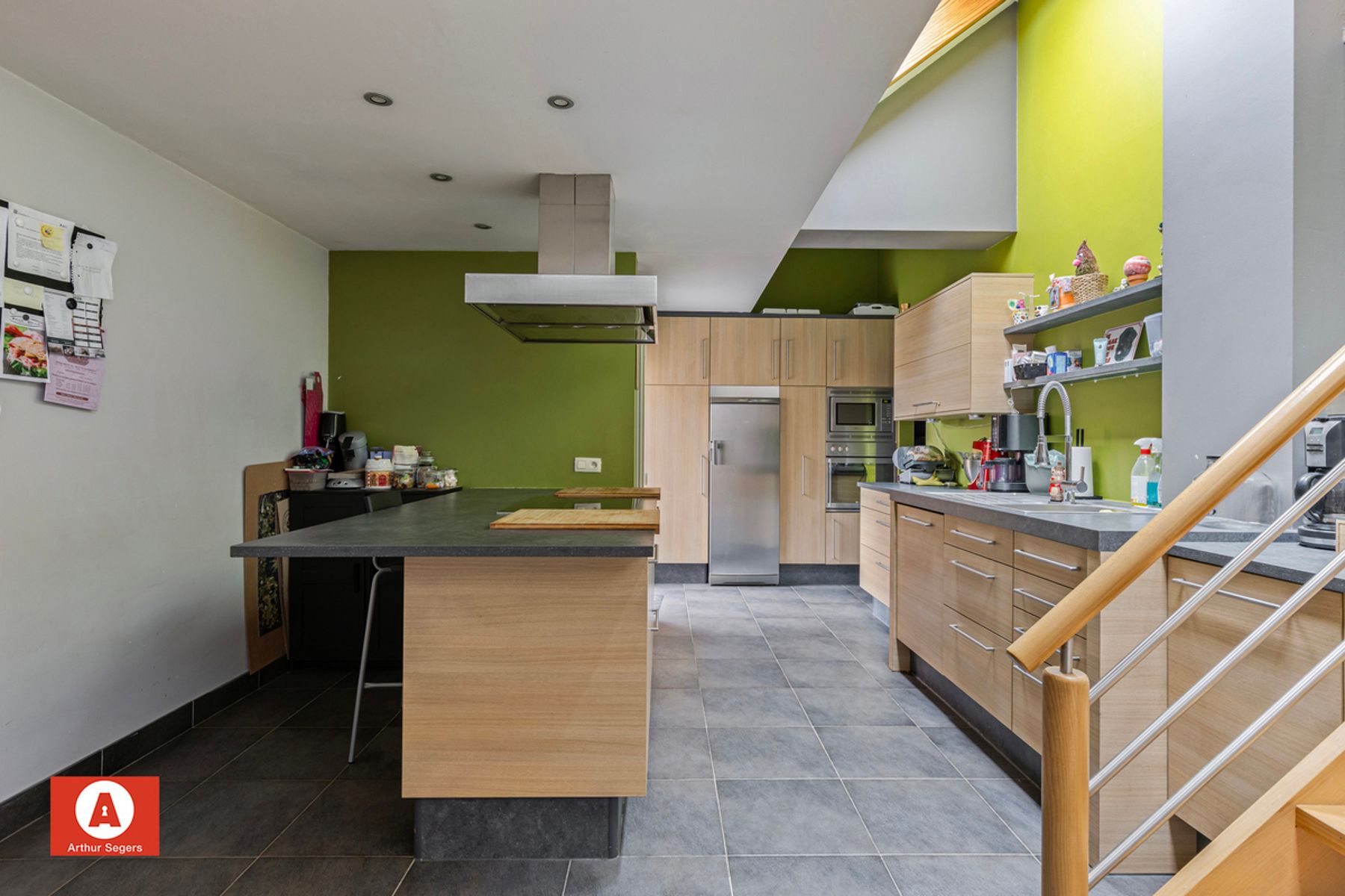 Ruime woning met handelsruimte op topligging in Malderen  foto 8