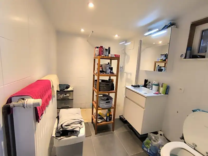 Rijwoning met garage en tuin foto 5