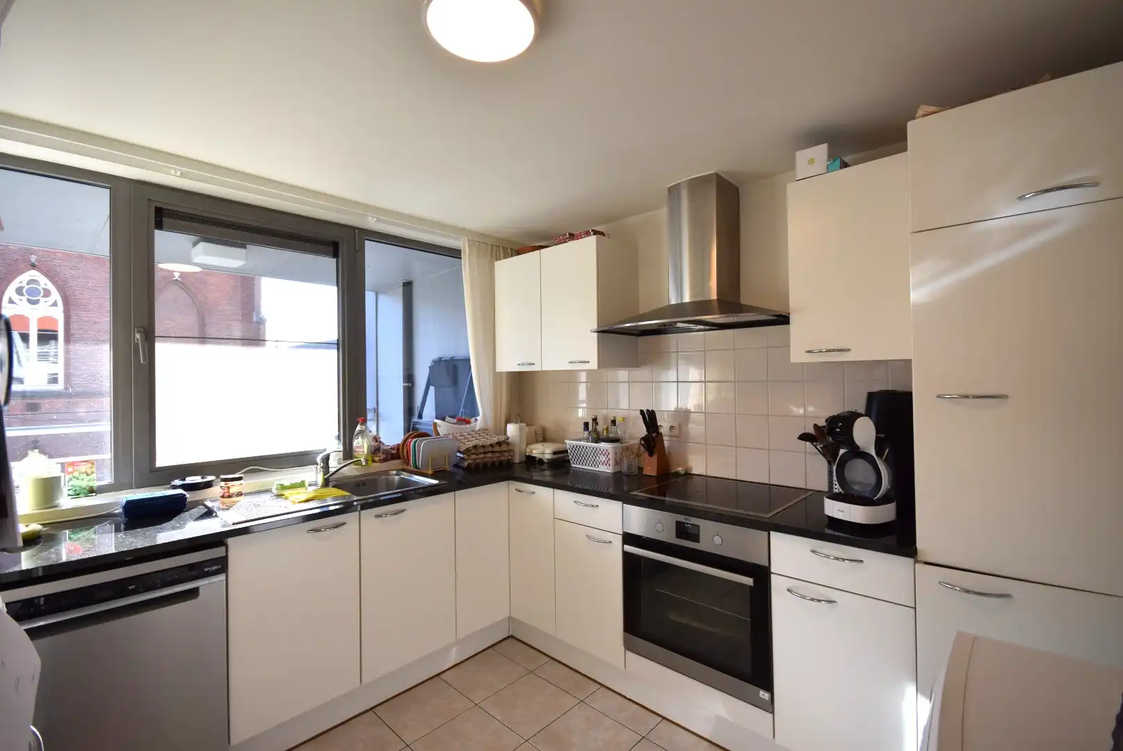 3 slaapkamer appartement met terras vlakbij de Coupure foto 4