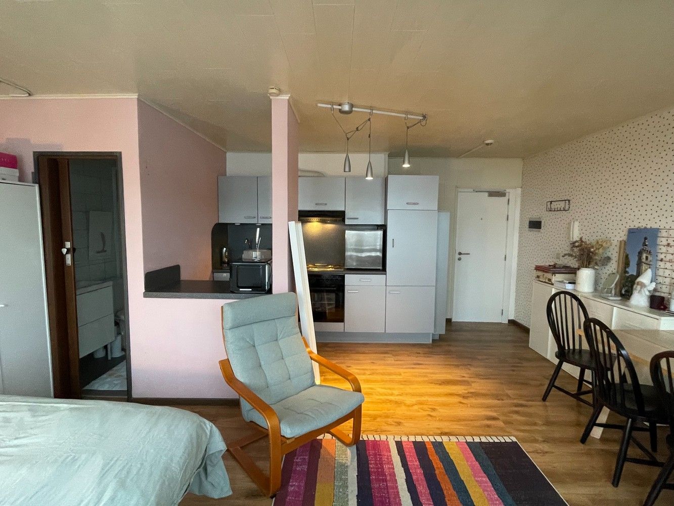 Instapklare, gerenoveerde studio op toplocatie in het hart van de stad foto 3