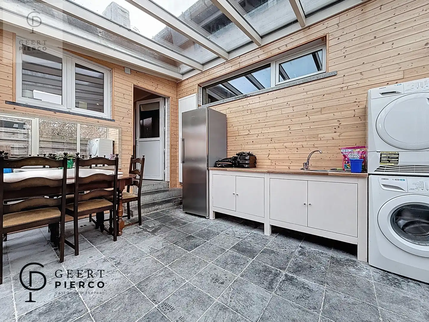 Leuke ruime Villa foto 42