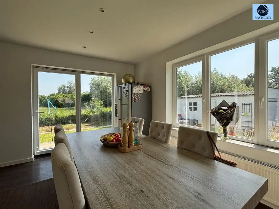VERNIEUWDE WONING MET 4 SLAAPKAMERS EN TUIN  foto 8