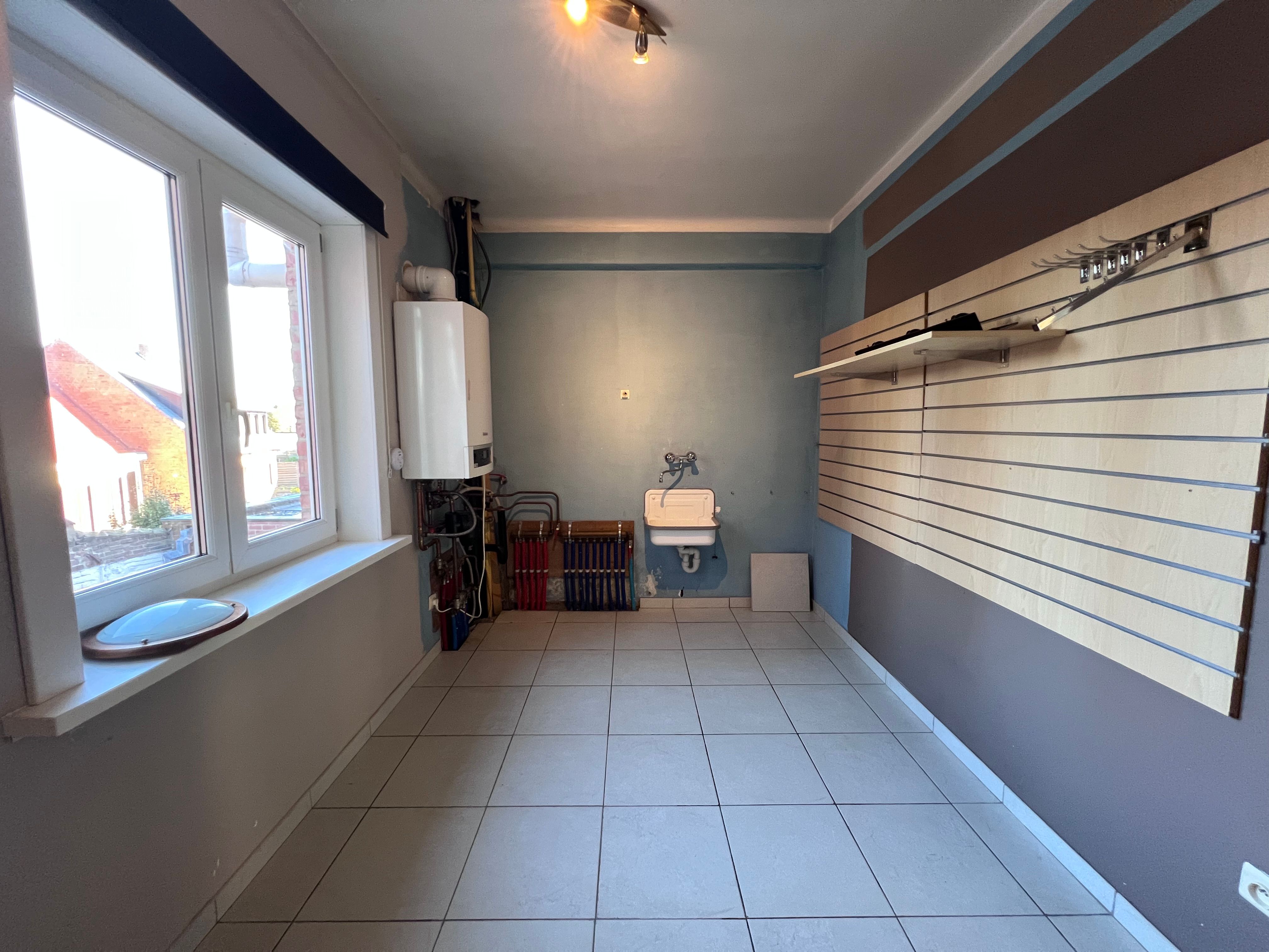 Ruim en lichtrijk appartement te huur in het hart van Belzele (Evergem) foto 8