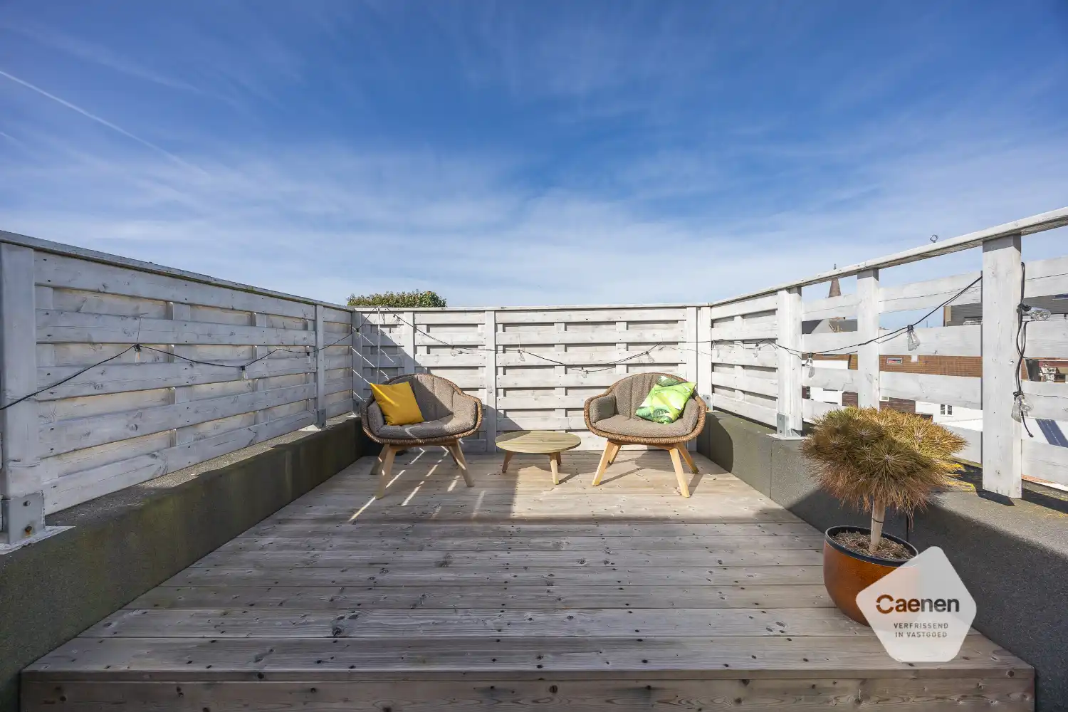 Ruim gerenoveerd drie slaapkamer appartement nabij centrum Oostende foto 29