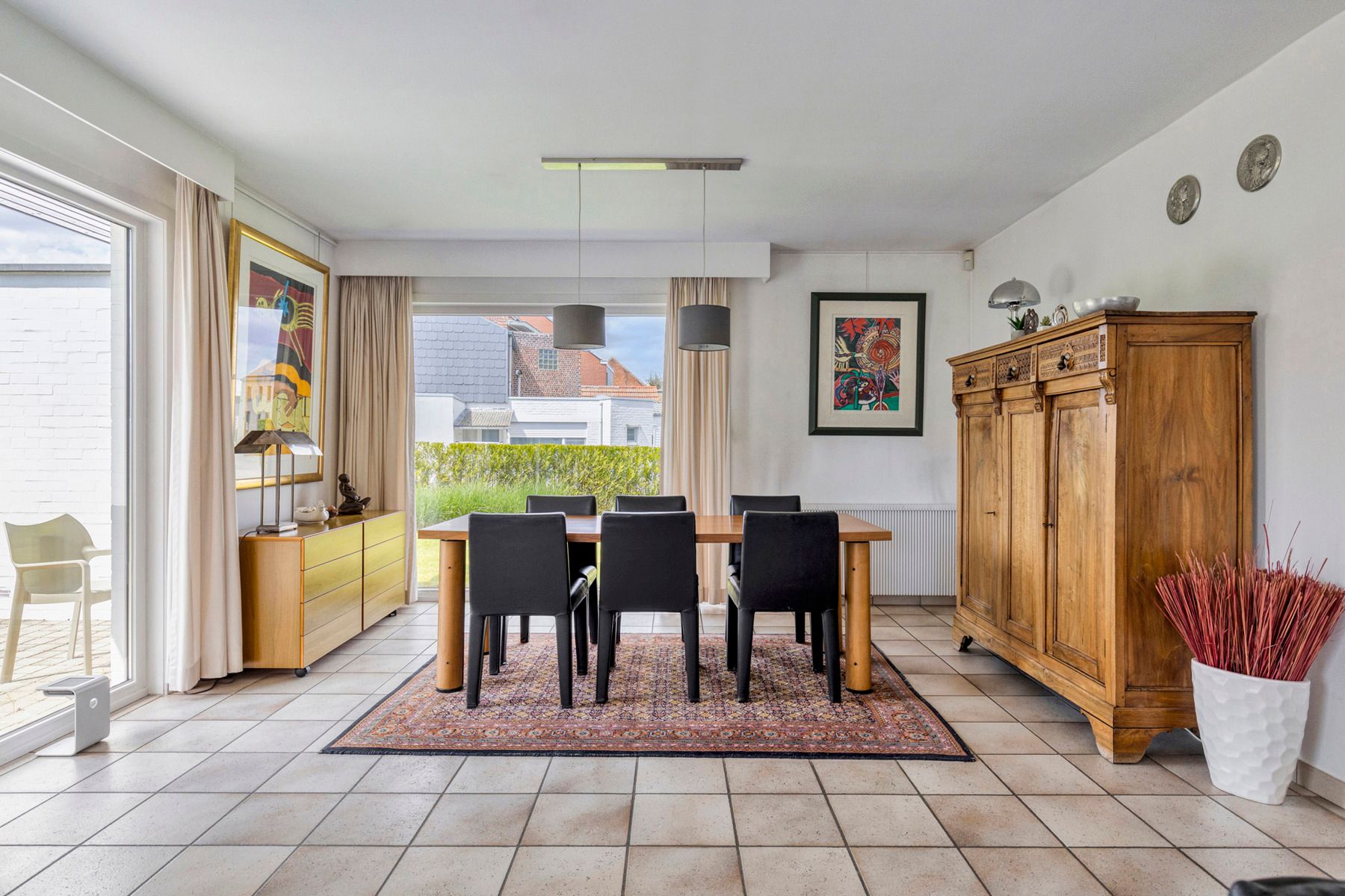 Villa met 4 slaapkamers, zwembad en garage foto 9