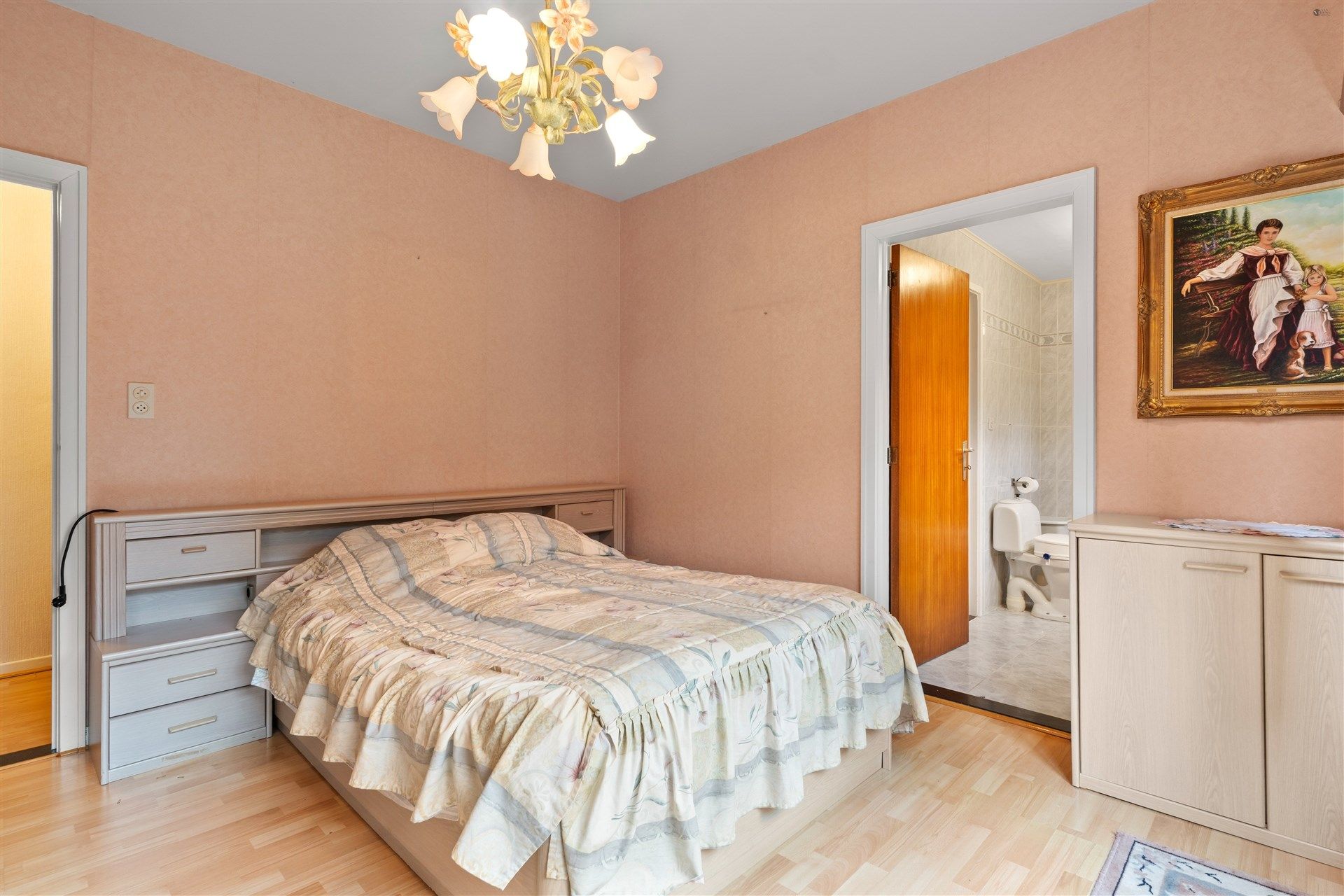 Open bebouwing in groene omgeving foto 13