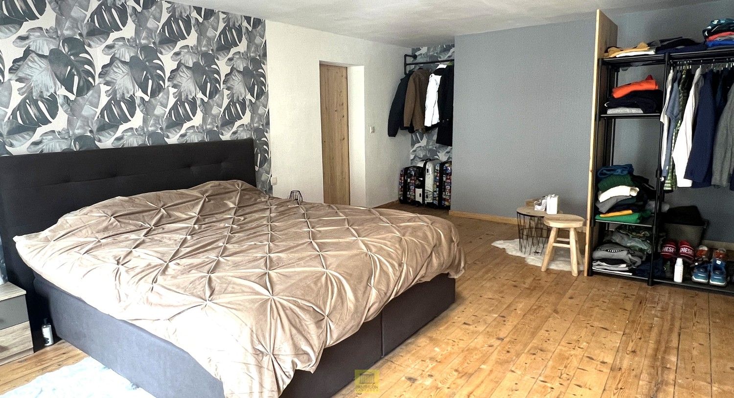 Uitzonderlijke grote eigendom foto 10