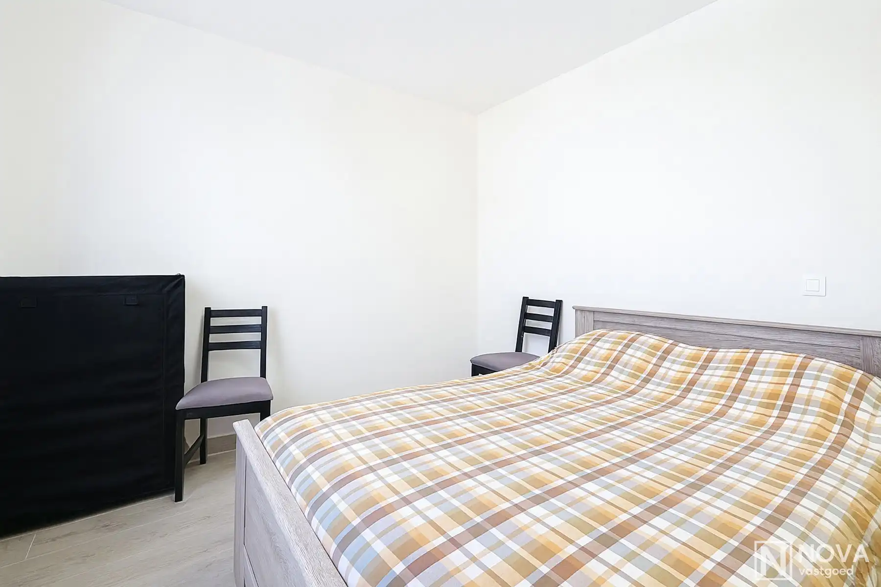 Uitstekend gelegen appartement met 2 slaapkamers op de Kaai. foto 8