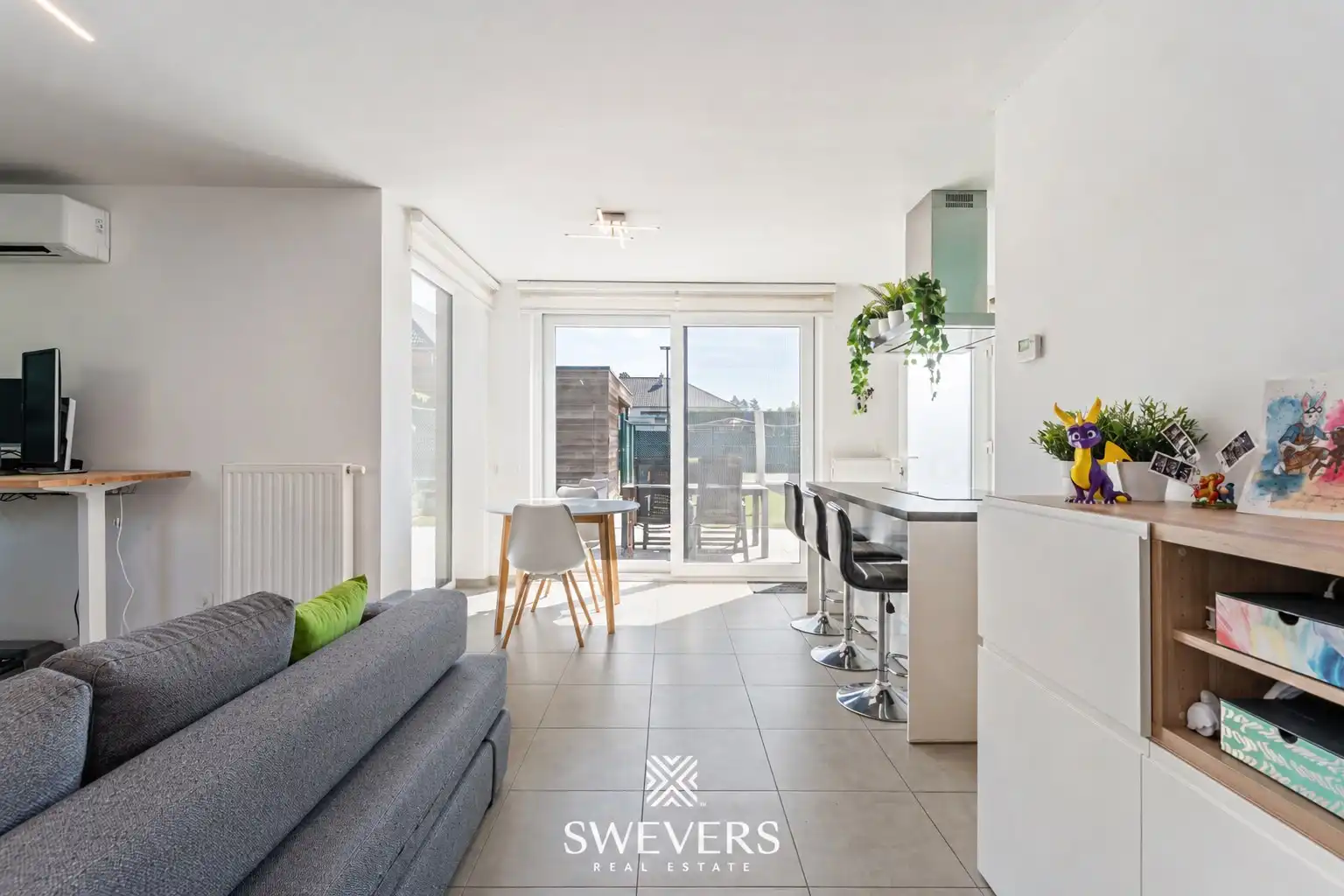 Gezinswoning met drie slaapkamers op toplocatie foto 6
