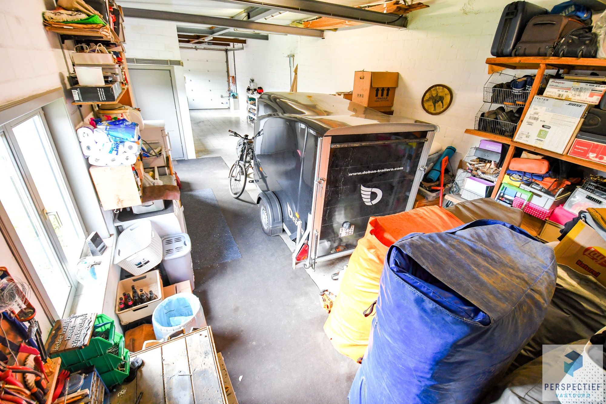 INSTAPKLARE WONING met RUIME LOODS/ OPSLAGRUIMTE/GARAGE foto 5