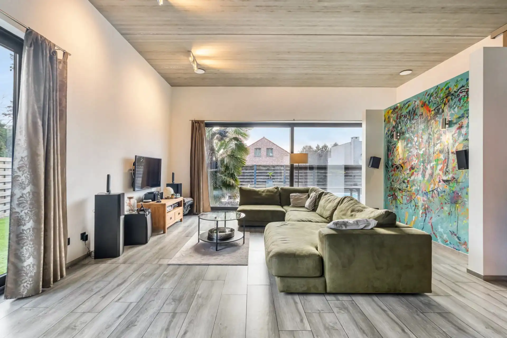 Moderne woning met zwembad in Koersel foto 8