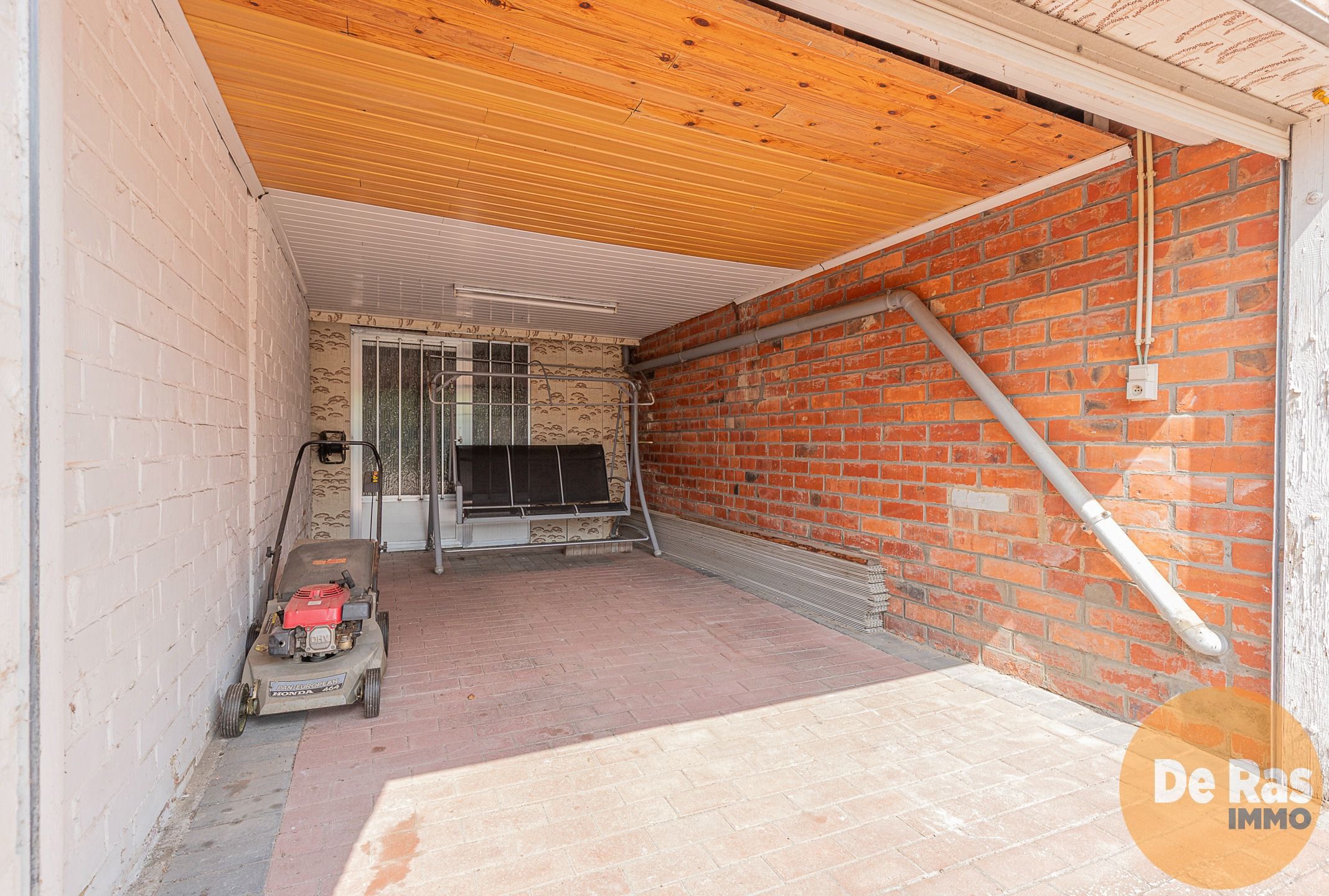 DENDERMONDE - Stevige halfopen woning met magazijn en garage foto 21