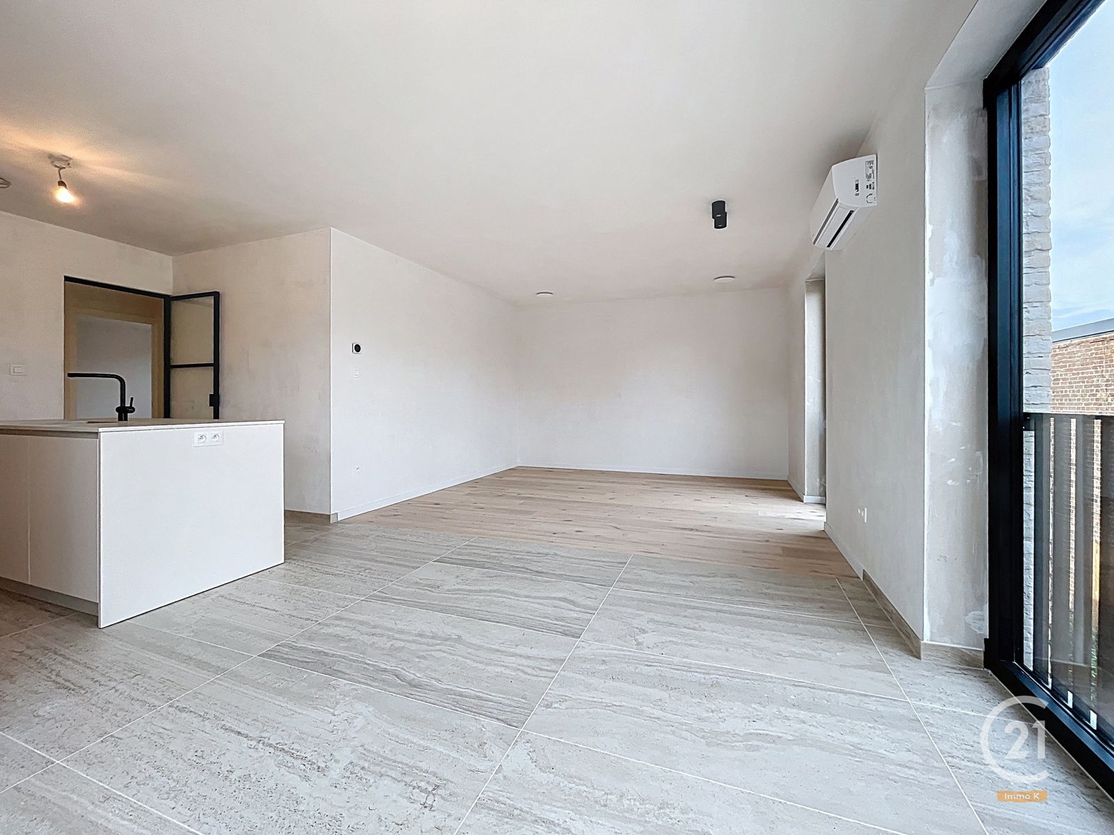 Nieuwbouw duplex met 4 slpks, terras, tuin en staanplaats foto 13