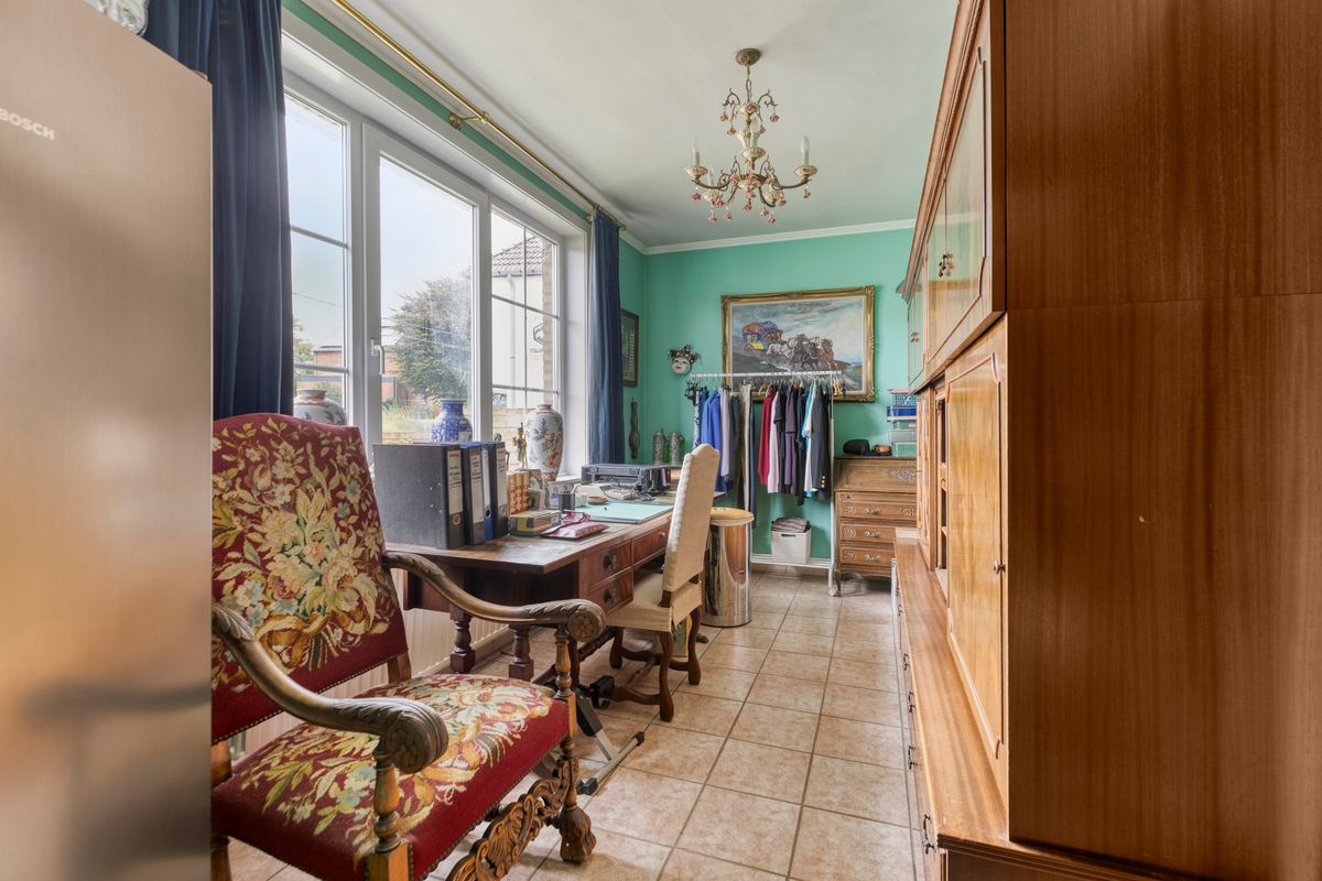 Landelijke woning met 2 loodsen foto 9