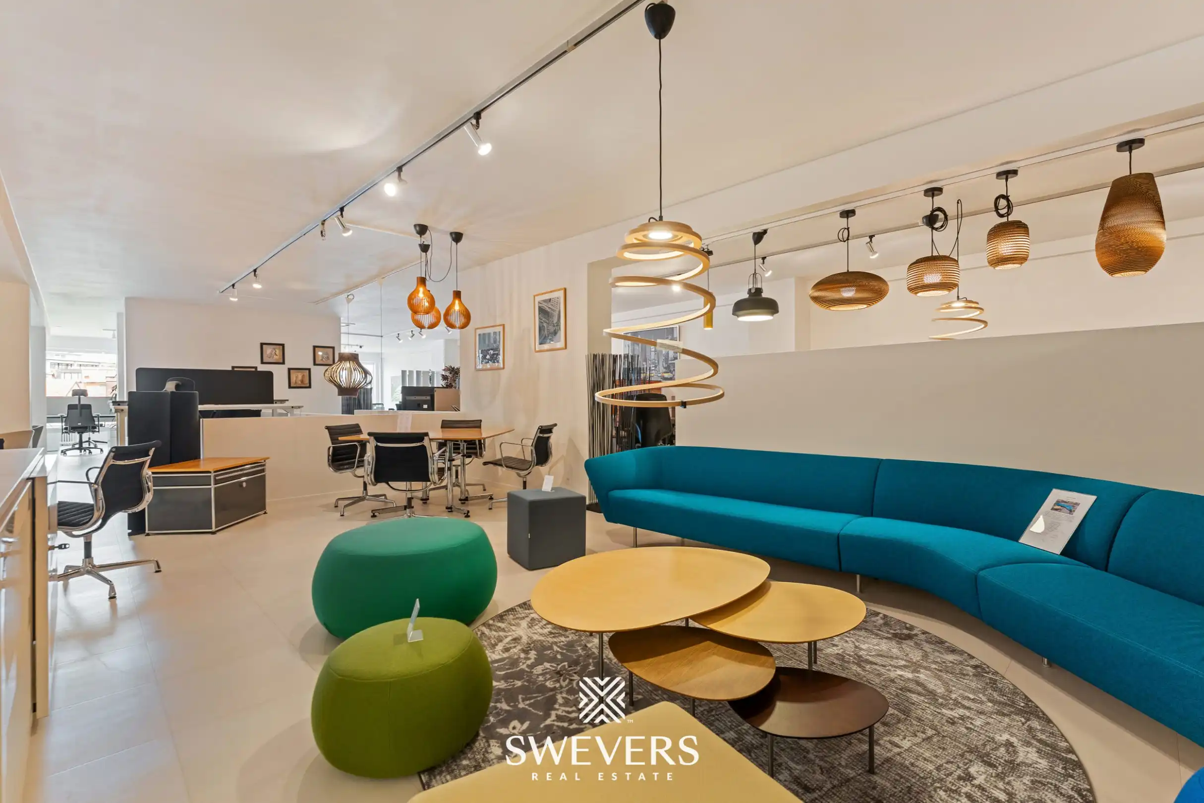 Commercieel pand van 1.100 m² met zichtbaarheid op strategische locatie foto 36