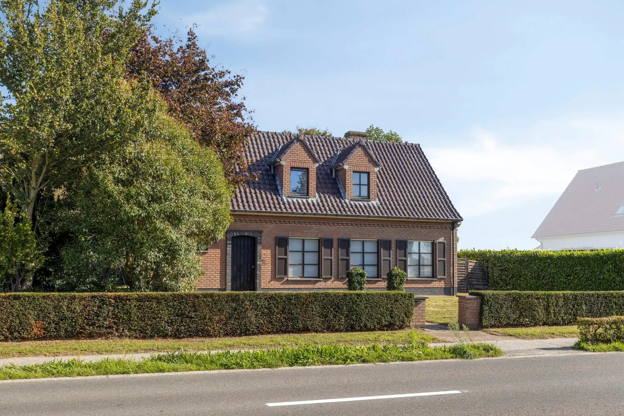 Ruime open bebouwing in Zomergem te koop foto 5