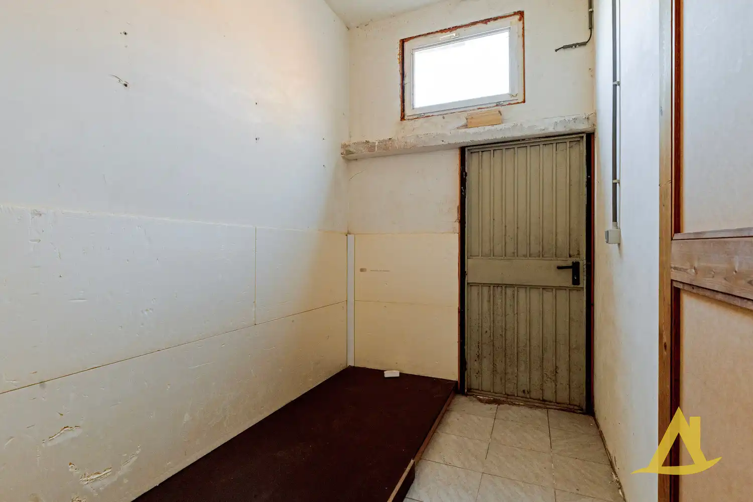 WONING MET ZEER VEEL MOGELIJKHEDEN TE DIEST! foto 16