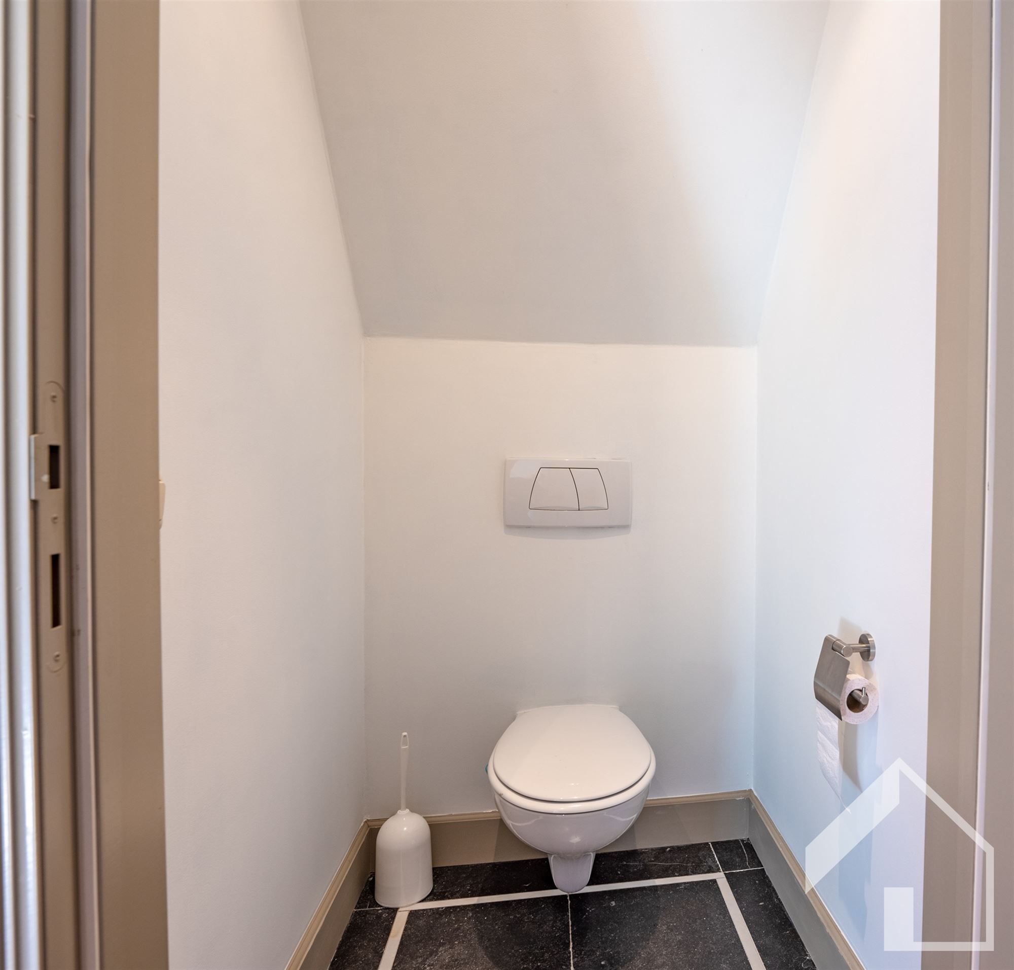 Exclusieve villa met loods, prachtige tuin en topafwerking op ruim 7.400 m²  foto 38