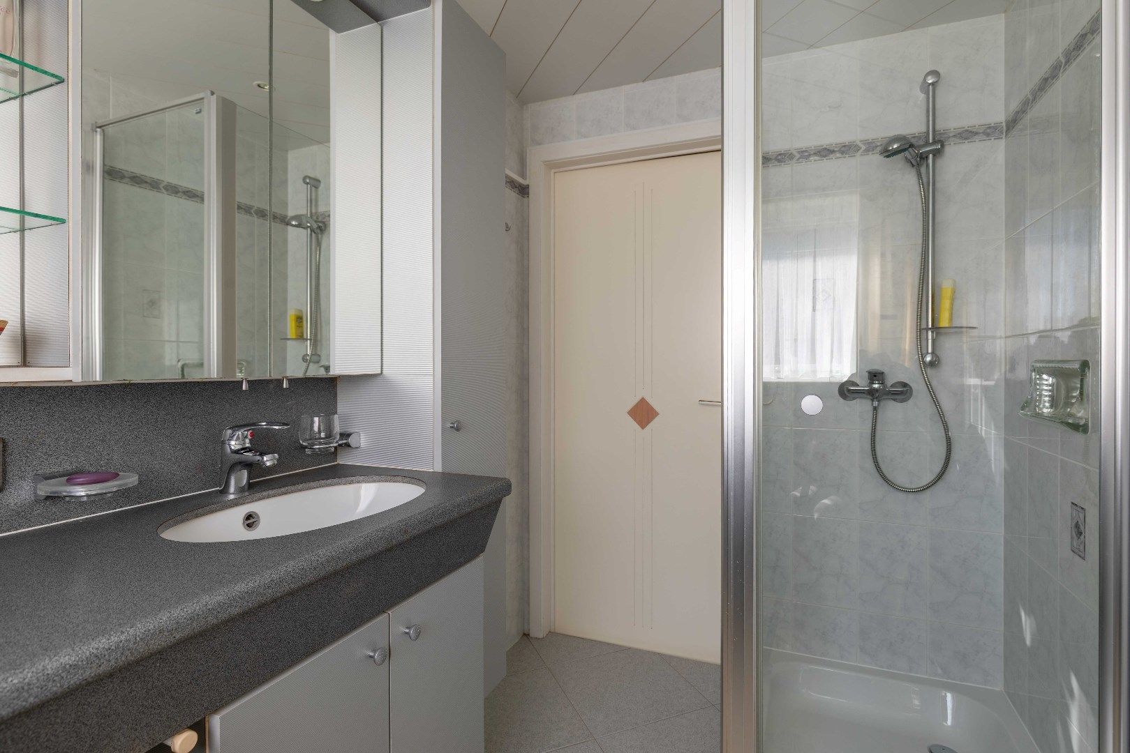 Gezellige woning met karakter, atelier en prachtige tuin (2 percelen!) in residentieel Sint-Andries foto 40