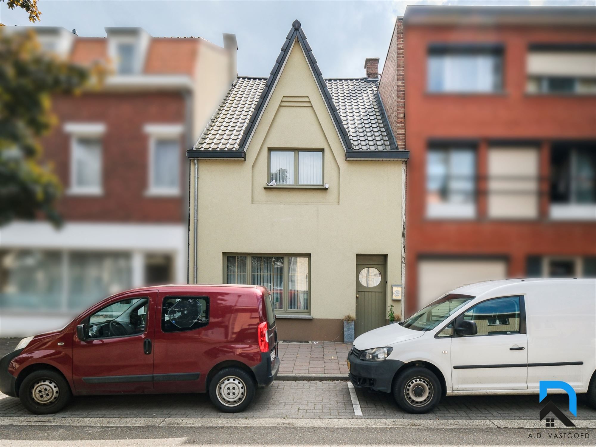 Ruime woning op absolute toplocatie foto {{pictureIndex}}