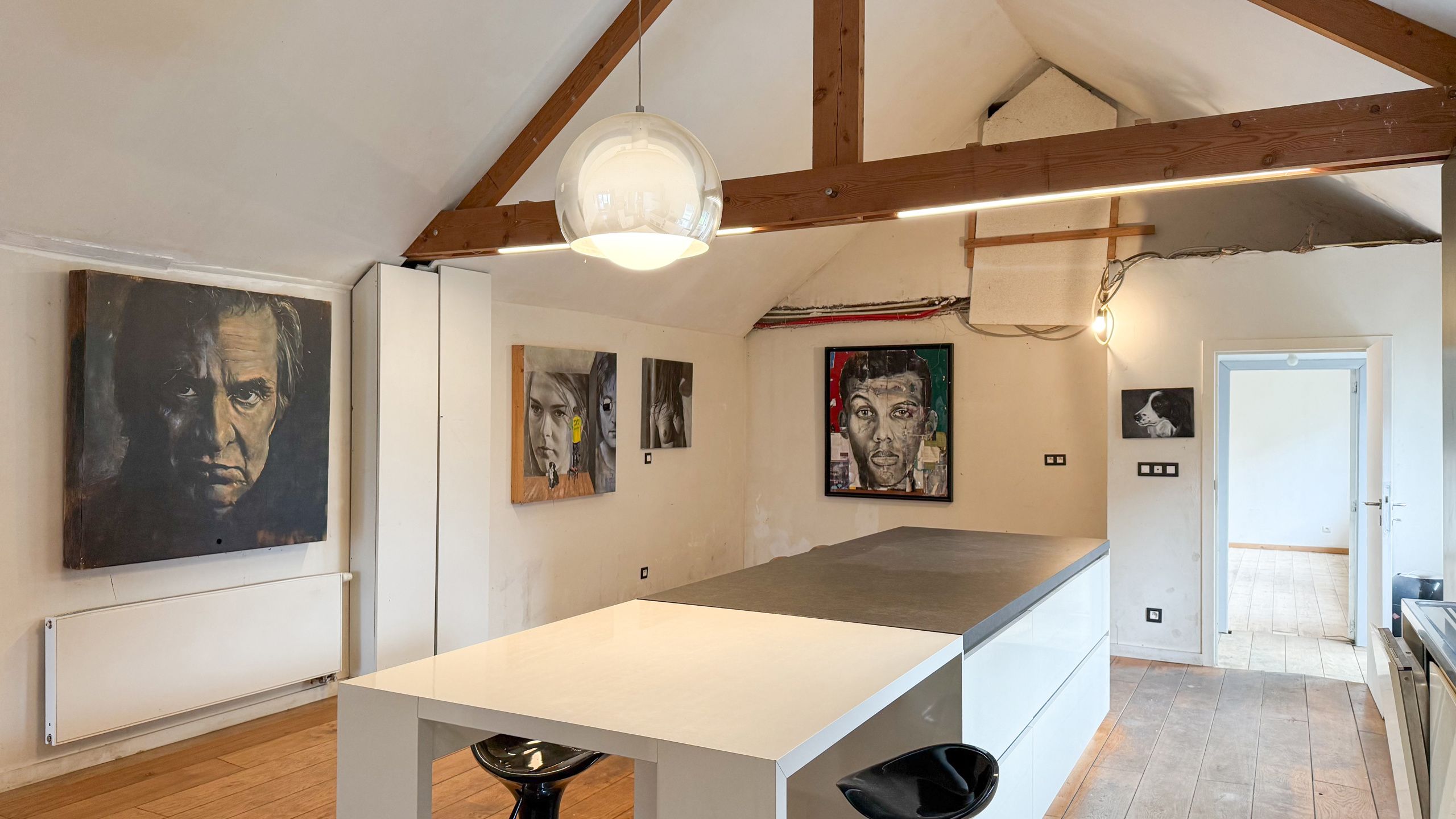 Charmante te renoveren woning in Kortessem! foto 8