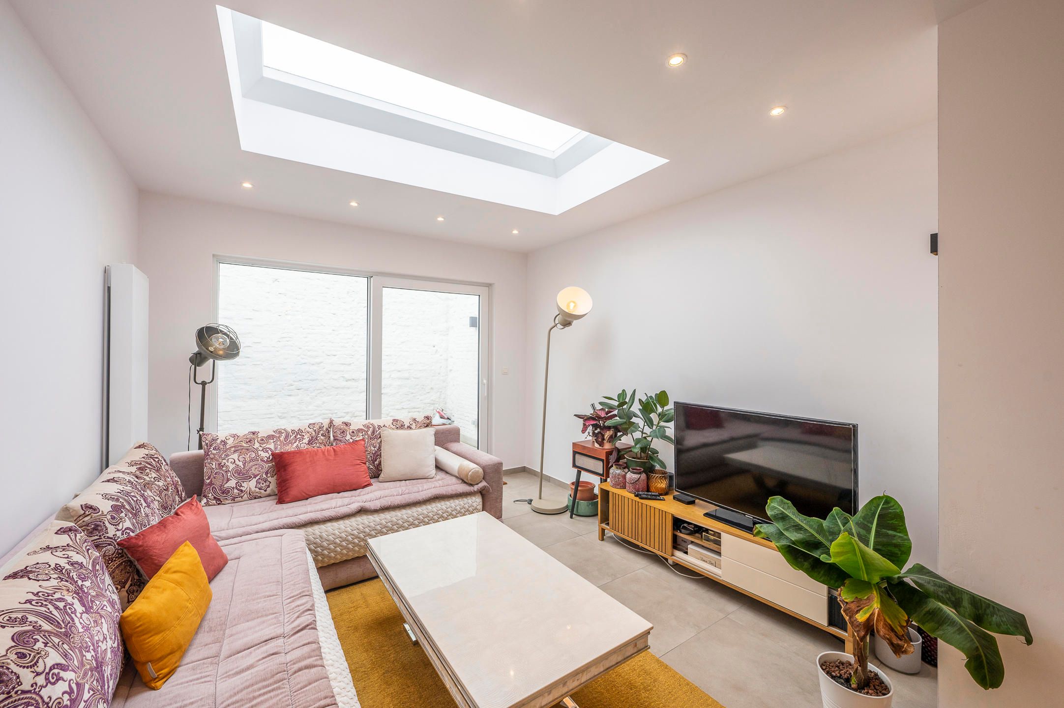 Instapklare woning met 3 slaapkamers foto {{pictureIndex}}