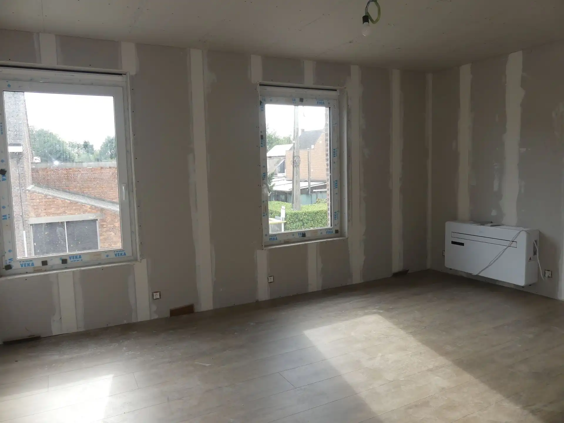 EPC A LABEL! Charmante, deels gerenoveerde halfopen woning! foto 11