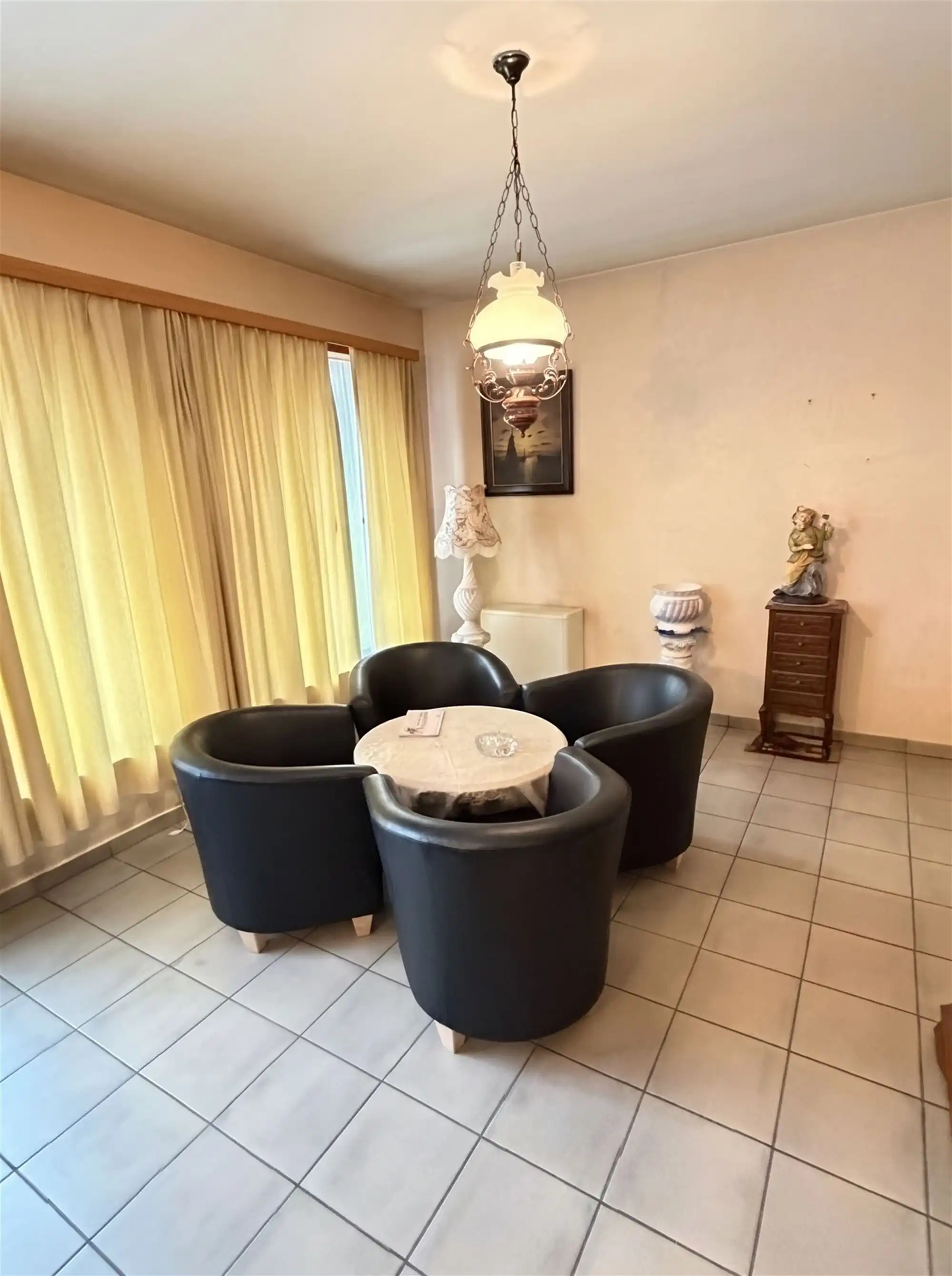 Zeer ruim gelijkvloersappartement van 125 m² foto 4