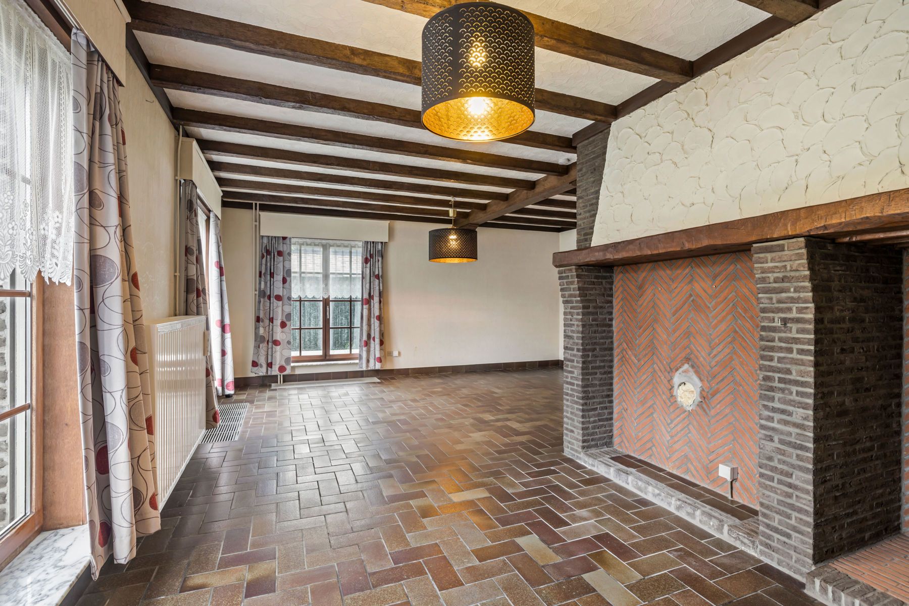 Bungalow met veel potentieel, aangename tuin en garage foto 16