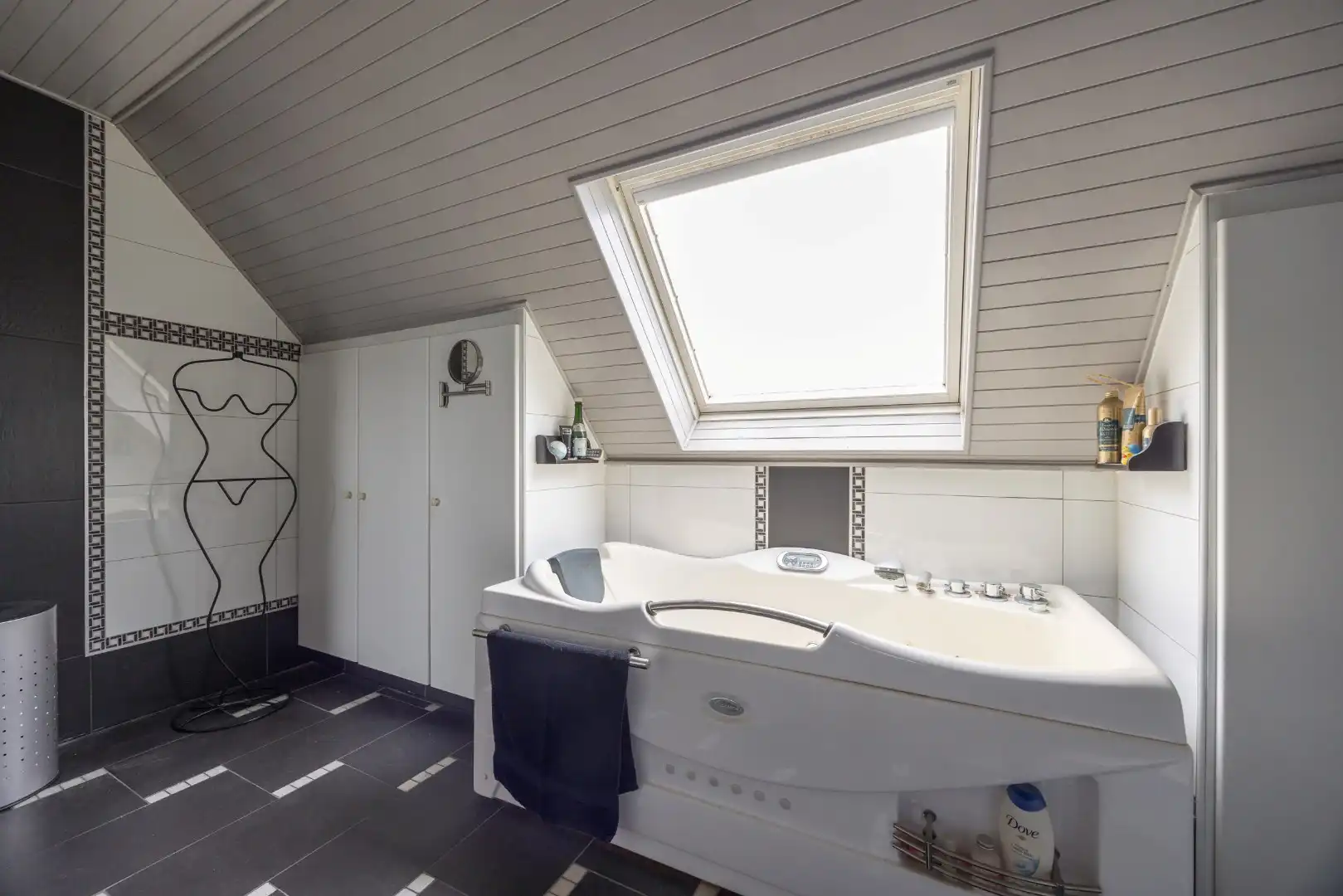 Vrijstaande en instapklare woning te koop in Pelt (SHL)! foto 21