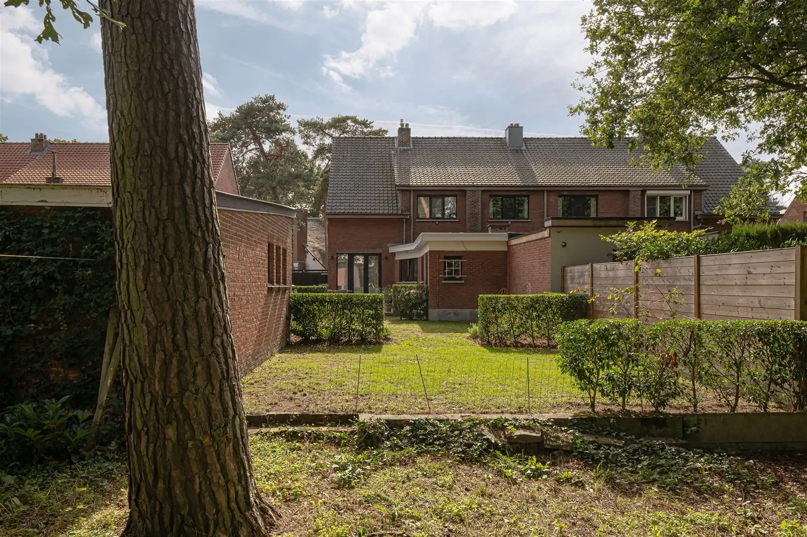 Halfopen woning met tuin en garage in Mariaburg foto 13