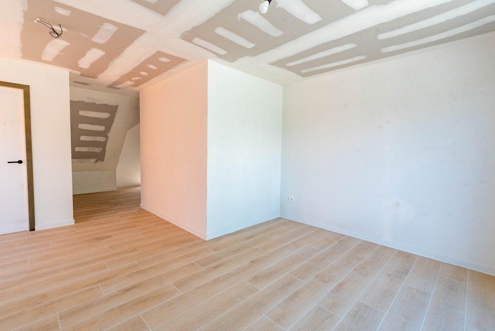 Nieuwbouwappartement met zeer ruim terras  foto 14