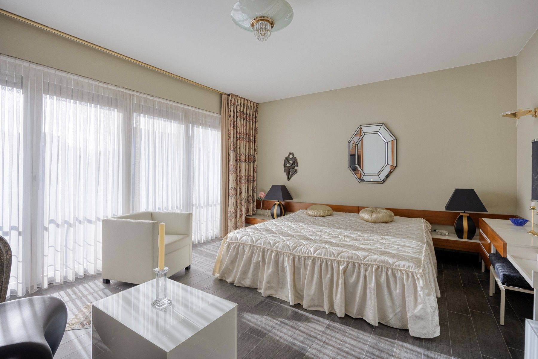 Luxueus appartement met open zicht en gezellig terras foto 13