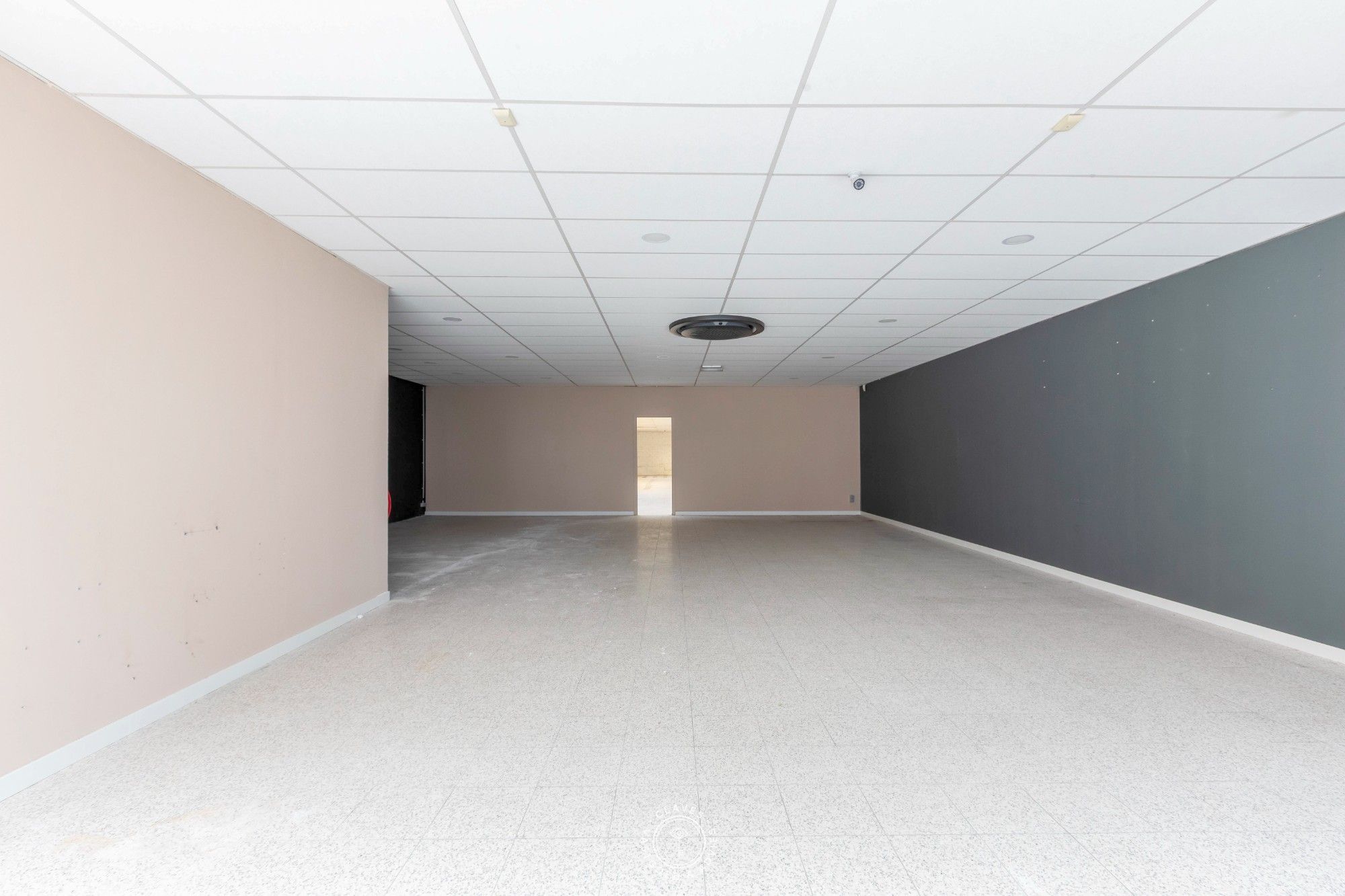 Ruim handelspand in het centrum van Temse foto 4