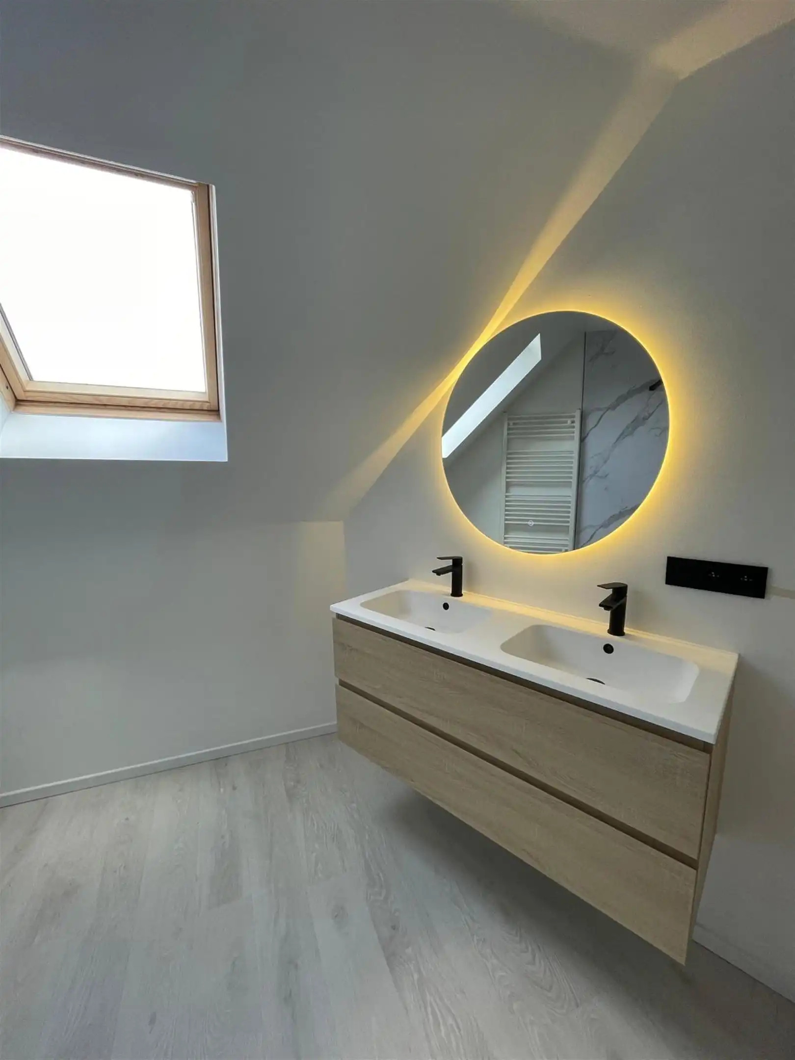 Gemeubeld duplex appartement met 2 slaapkamers in Zurenborg! foto 8