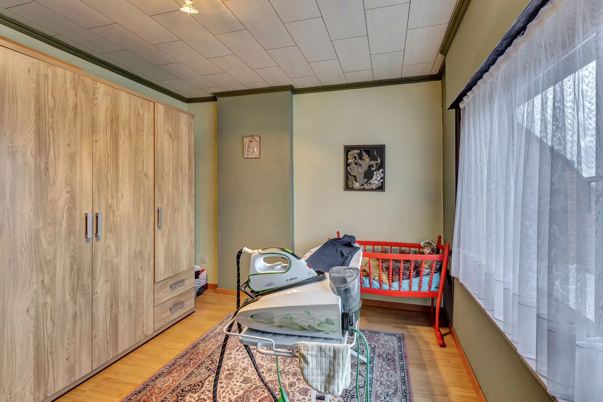 Ruime, solide woning op strategische ligging foto 17