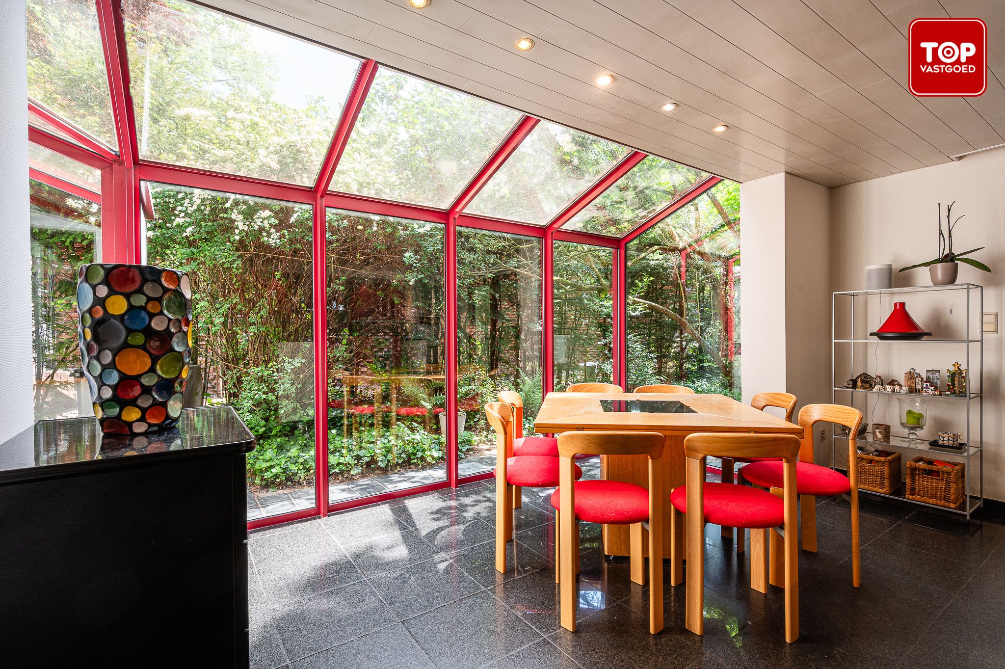 Charmante halfopen woning met fantastische tuin op een Topligging in Sint-Denijs-Westrem foto 7