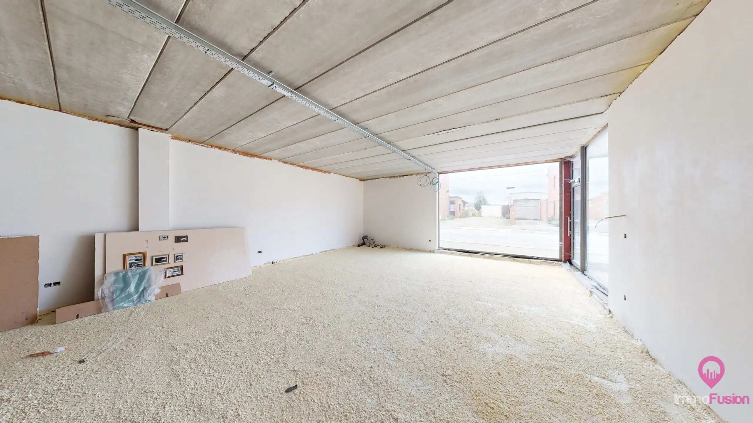 Uitstekend gelegen handelspand met 135m² in hartje Koersel! foto 11