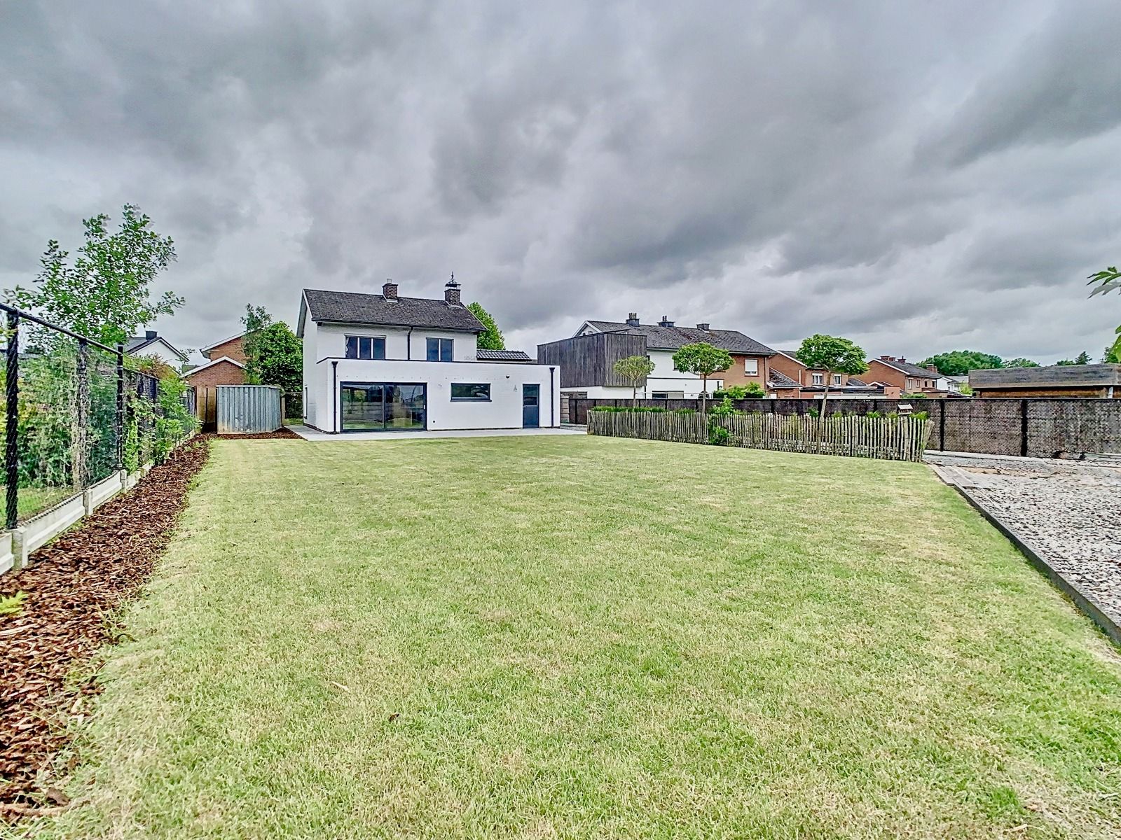 Te Meise, Charmante Woning met 3 SLPK, grote tuin én garage! foto 23