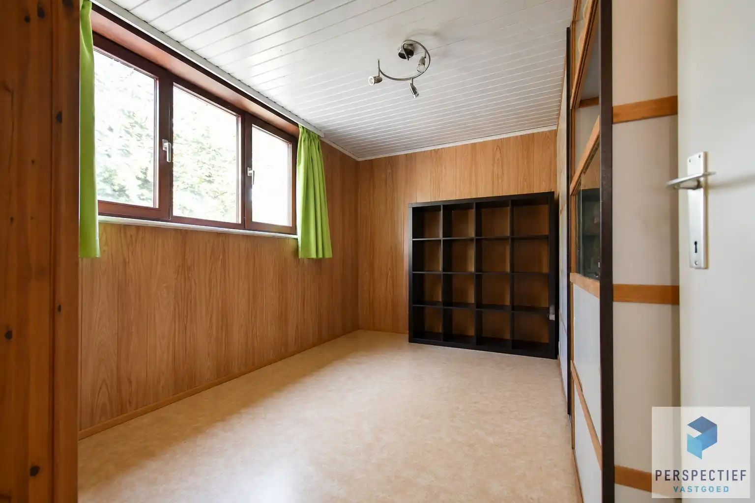 IN OPTIE - COMPROMIS IN OPMAAK | Ruime halfopen bebouwing met tuin en garage in het centrum van Oedelem foto 9