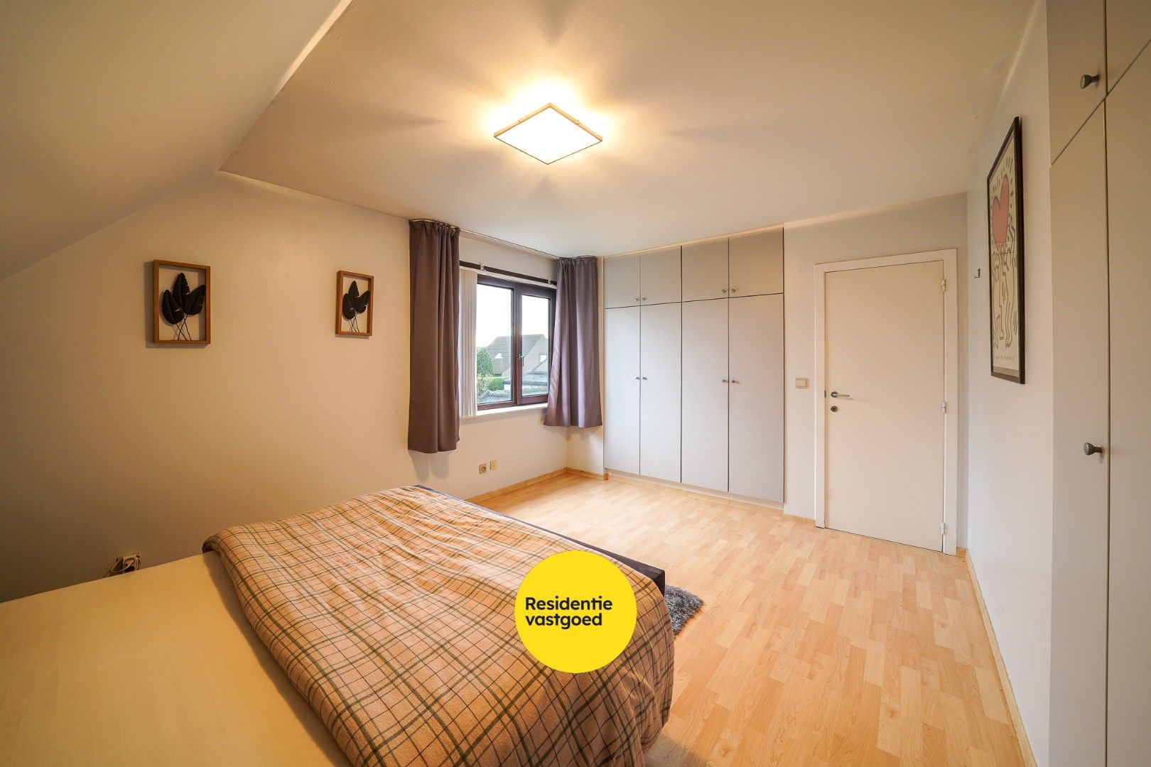 Alleenstaande woning in rustige woonwijk te Oostende (Stene) foto 13