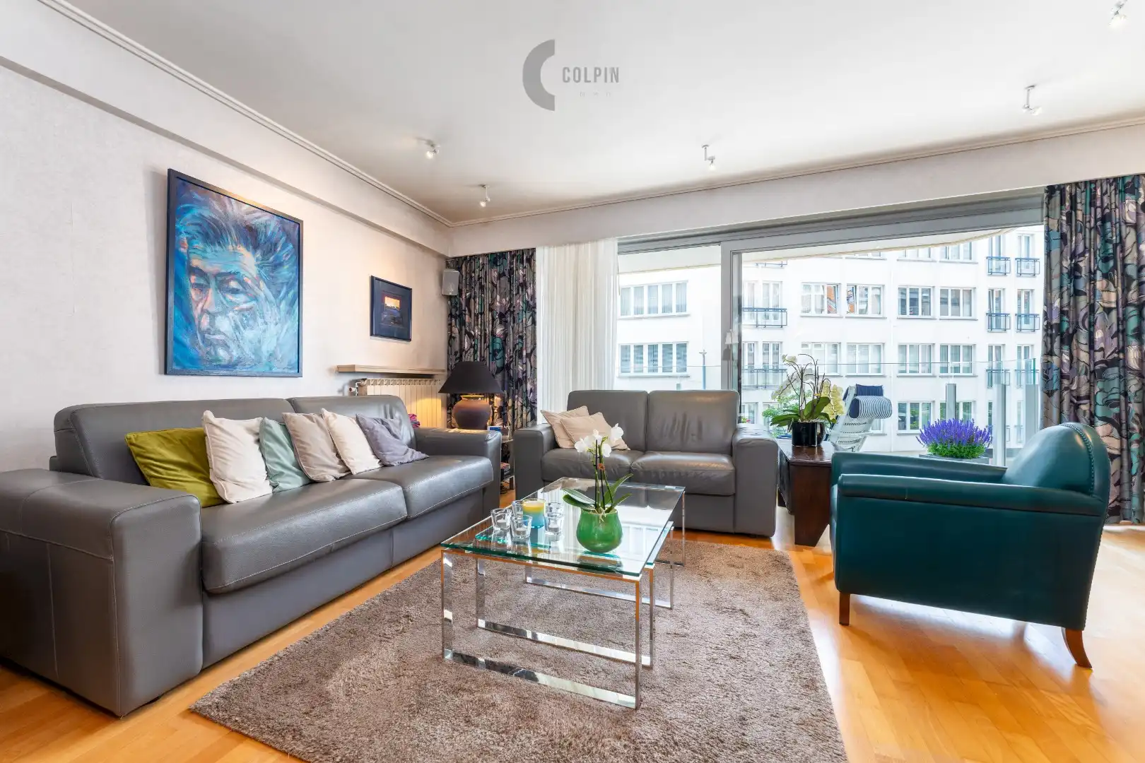 Ruim appartement op topligging aan de Koningslaan foto 3