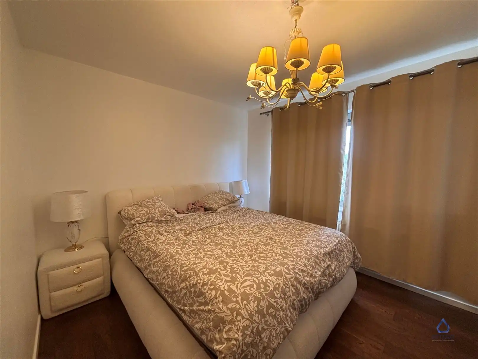 Ruim en lichtrijk appartement met 3 slaapkamers en terras foto 21